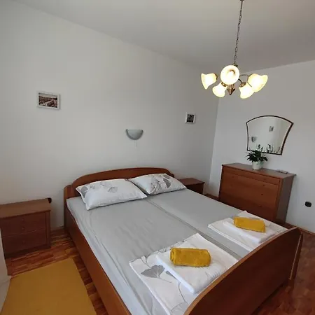 Mimi * Crikvenica